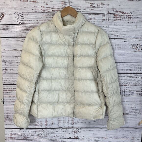 Uniqlo Ultra Light Down Puffer Jacket Women's Off White Cream M Snap - Picture 1 of 7